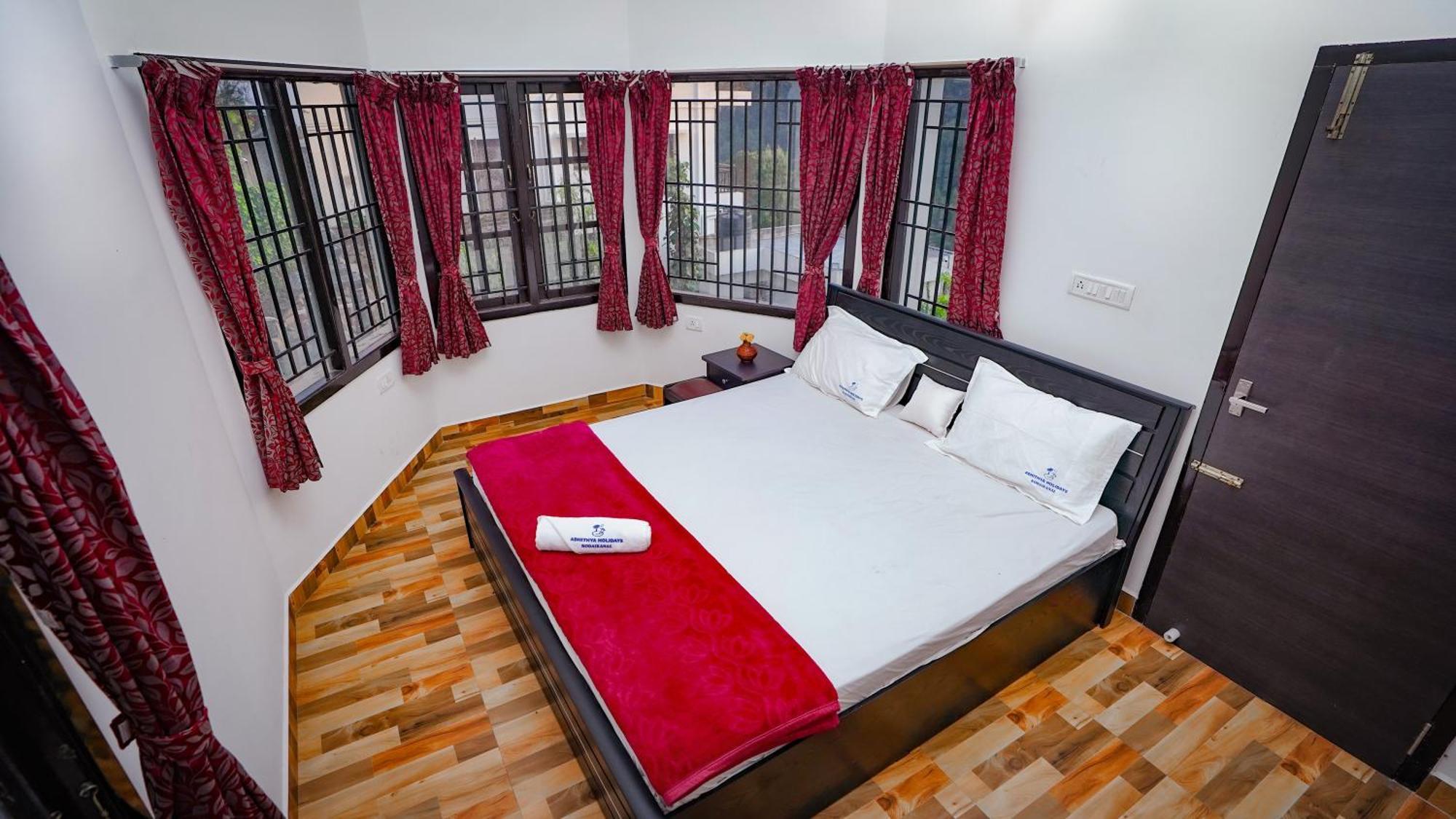 Adhithya Holidays Kodaikanal Exterior foto